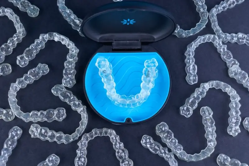 Invisalign ile trwa leczenie?